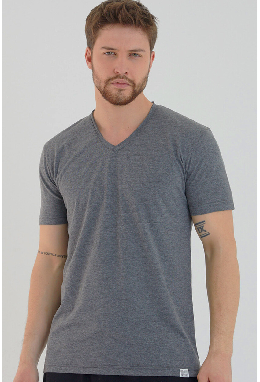 Basic Erkek V Yaka Slim Fit Kısa Kollu T-Shirt