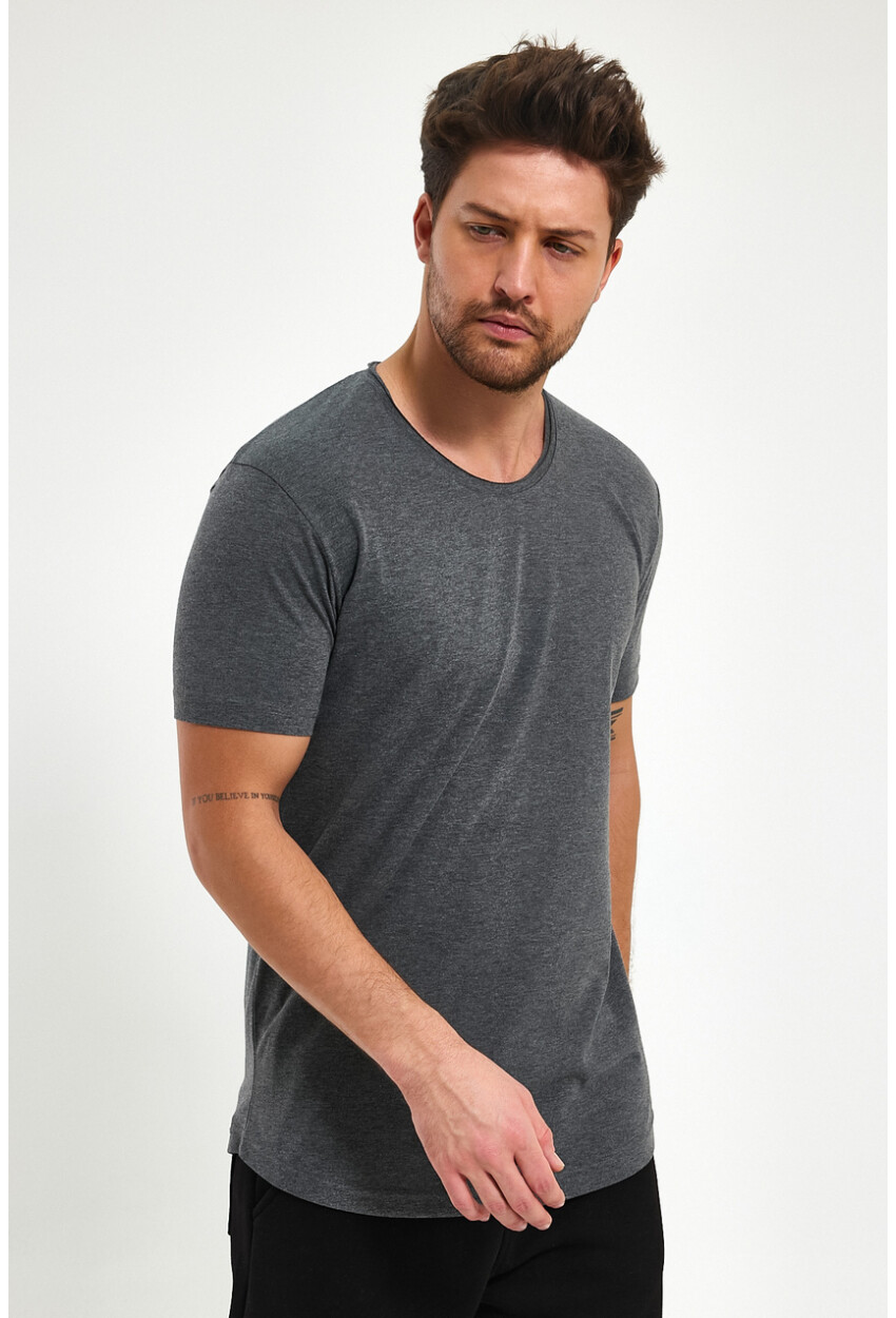 Eteği Oval Basic Bisiklet Yaka Slim Fit Kısa Kollu T-Shirt