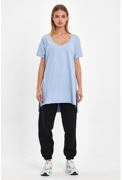 Kadın V Yaka Yırtmaçlı Oversize Basic Tişört