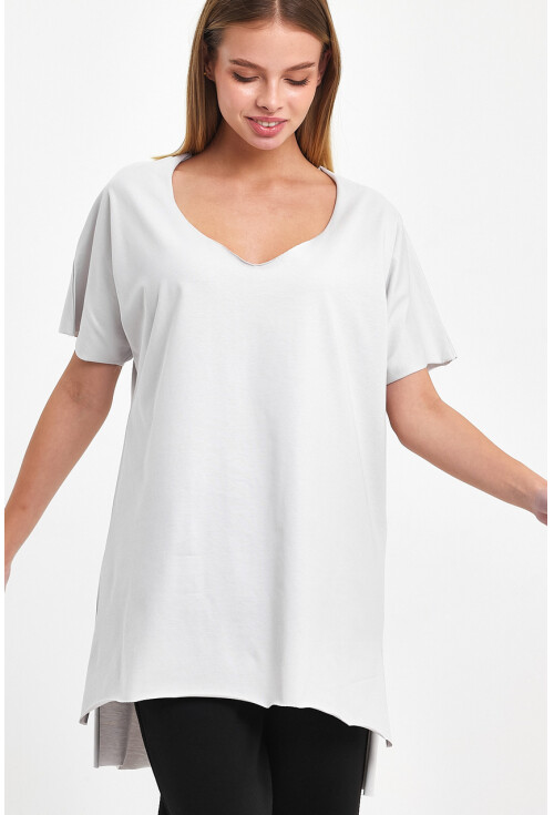 Kadın V Yaka Yırtmaçlı Oversize Basic Tişört