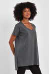Kadın V Yaka Yırtmaçlı Oversize Basic Tişört