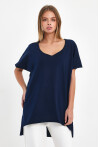 Kadın V Yaka Yırtmaçlı Oversize Basic Tişört